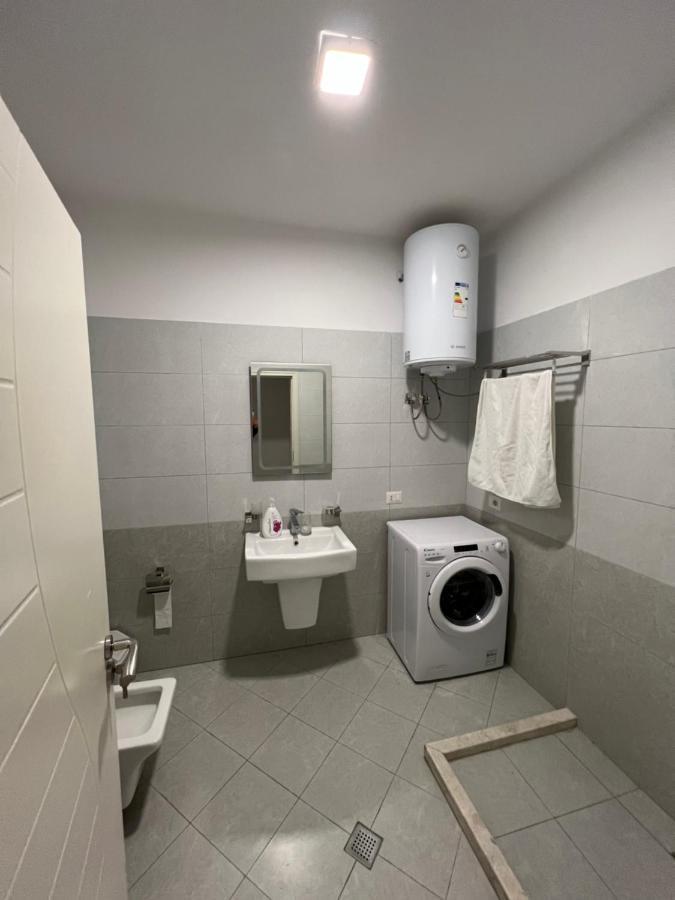090 Area Apartment Tiranë Ngoại thất bức ảnh