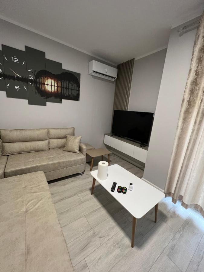090 Area Apartment Tiranë Ngoại thất bức ảnh